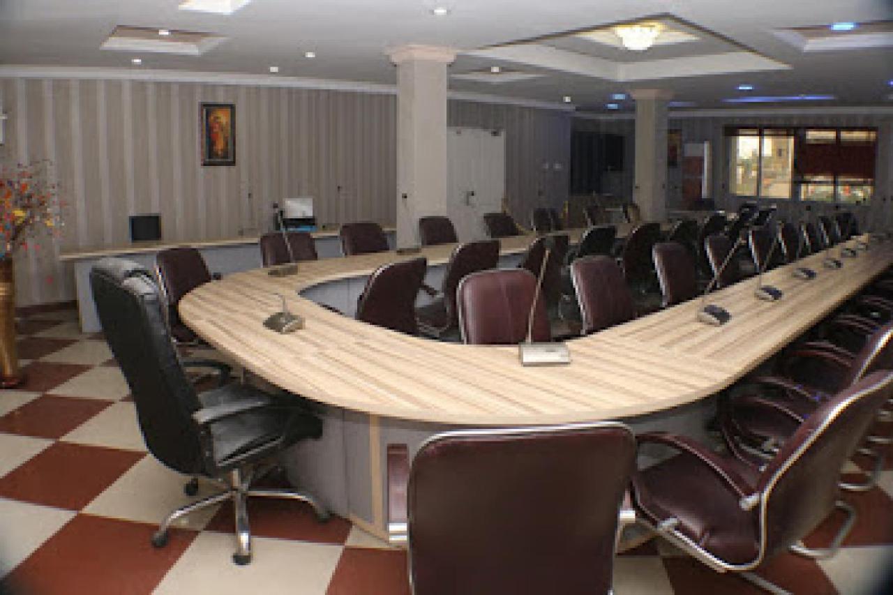 Room In Lodge - All Seasons Hotel-Owerri Exteriör bild